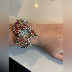 Vintage design watch